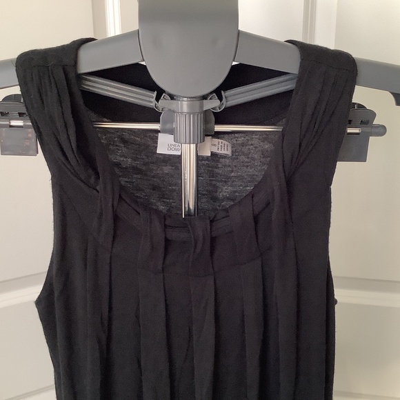 Linea Domani, sz 8, black, sleeveless, dress up/down,Unique neckline, never worn - Picture 2 of 8